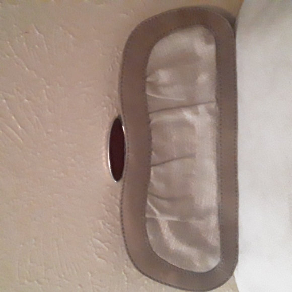 Fifty Four Fossil Clutch - Picture 1 of 11